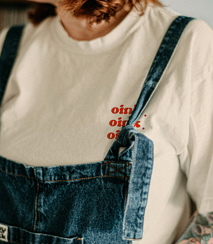 220420_Oink_Mockup_Tshirt2