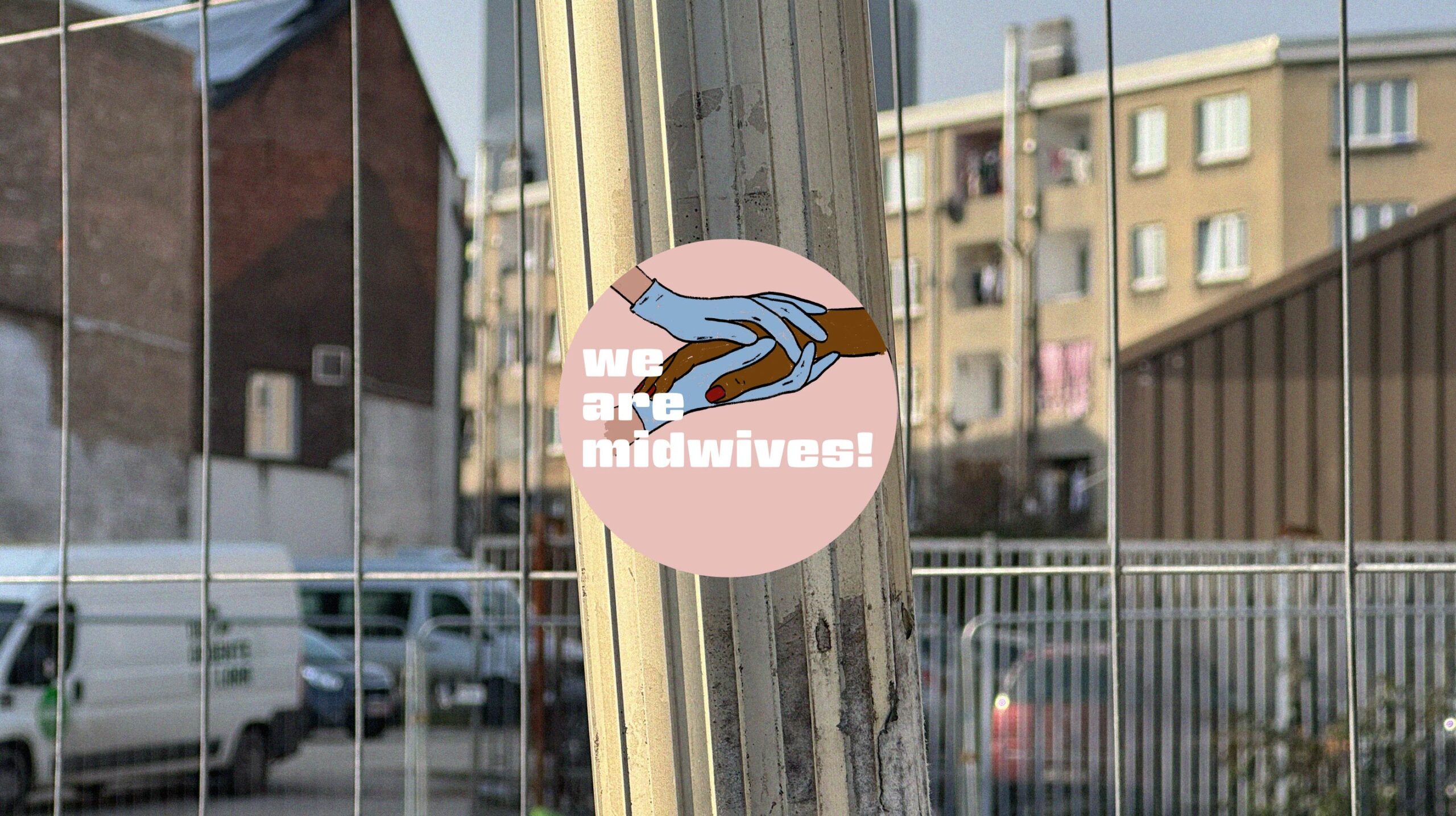 250811_wearemidwives_sticker_2820x1580